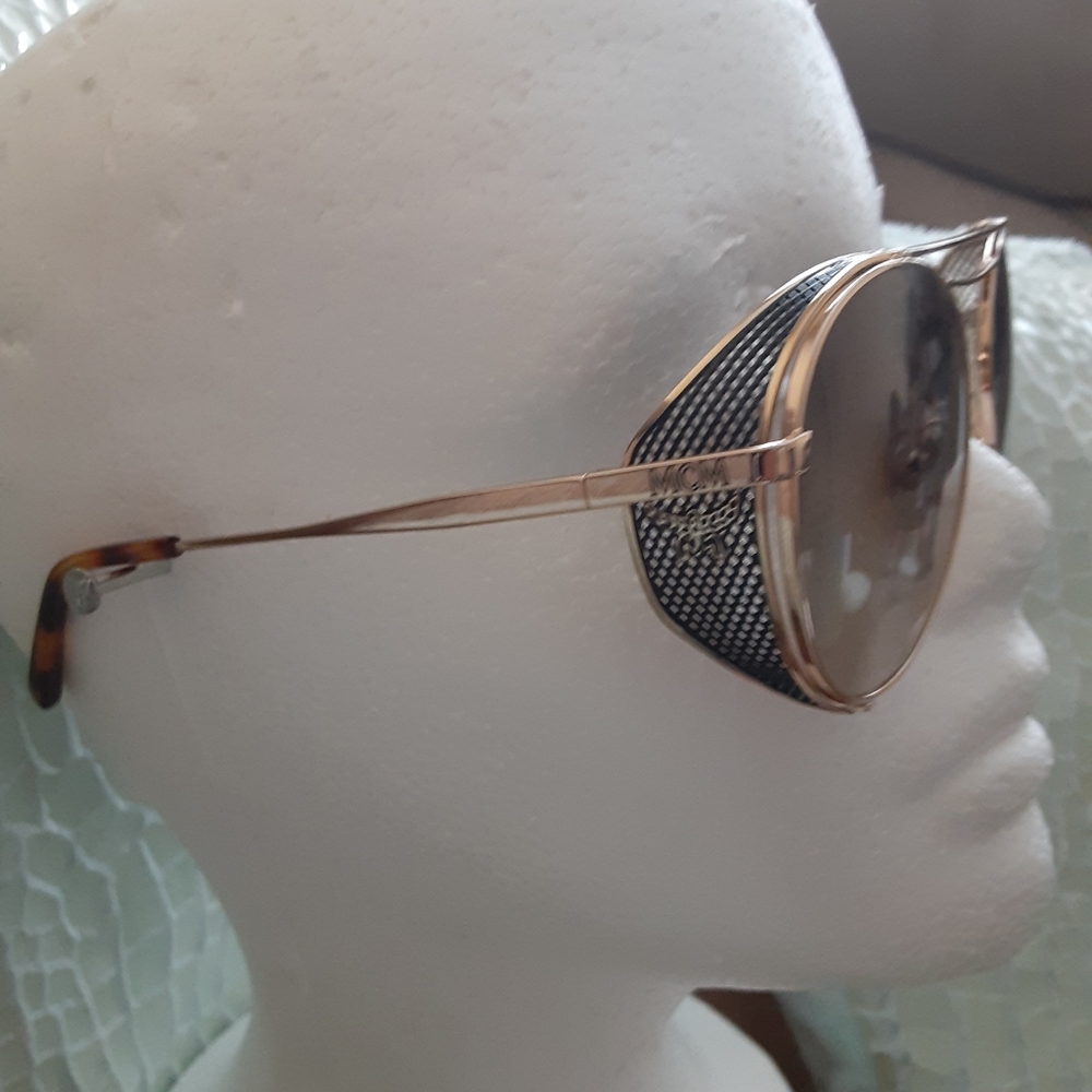 Mcm aviator sunglasses